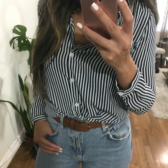 Button down shirt - Picture 2 of 3